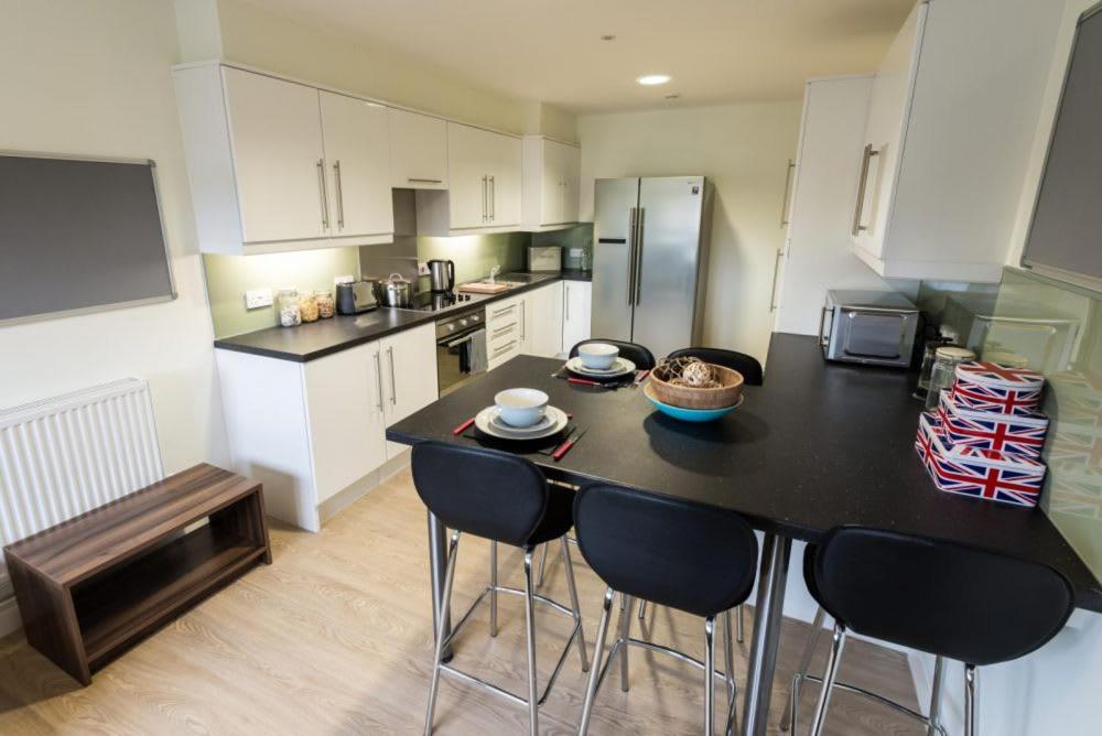 Zeni 5 Bed Apartment In Central Exeter Eksteriør bilde